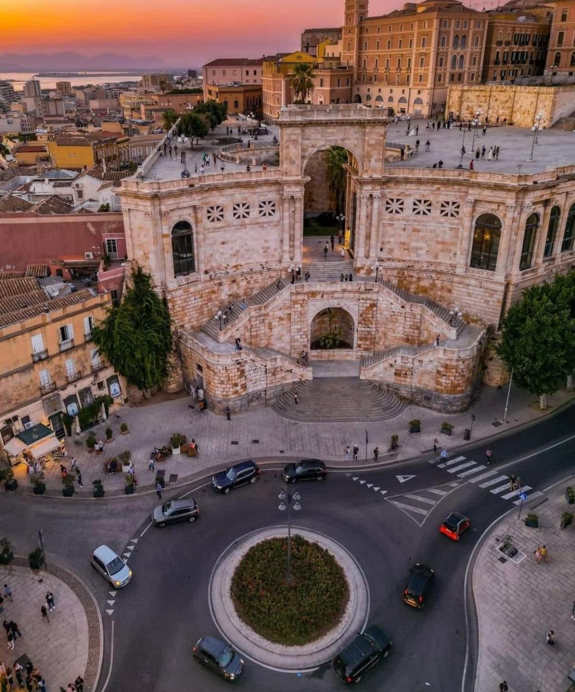 Hotel Luxury Loft 35 Cagliari Zewnętrze zdjęcie